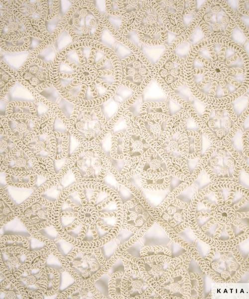 tissu en dentelle avec des cercles de type crochet 2299 1 katia fhd