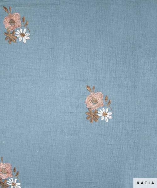 mousseline bleue brodee de motifs floraux 2354 2 katia fhd